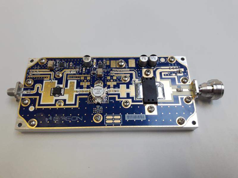 E-REON 300 W 2.4–2.5 GHz RF power-amplifier pallet