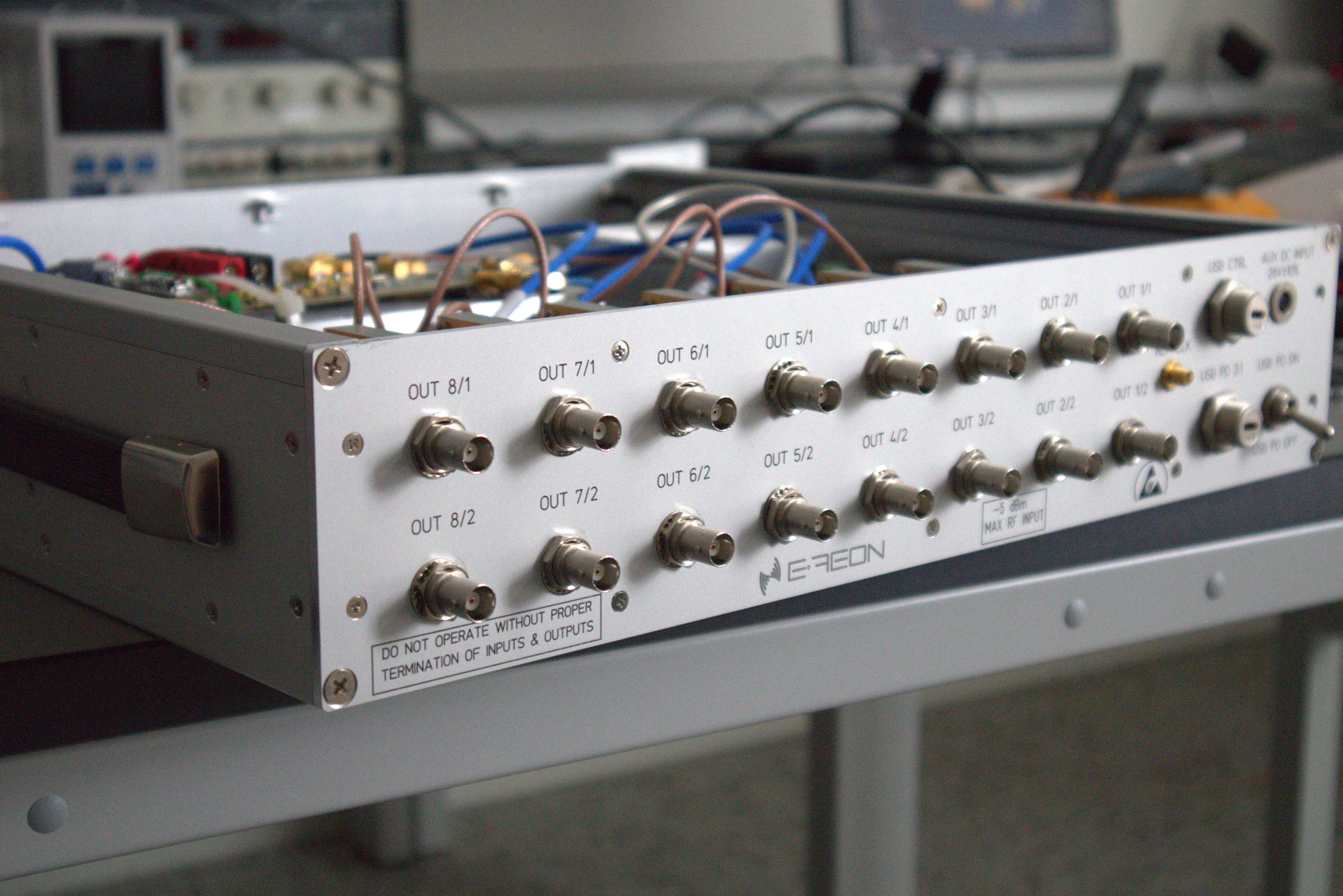 Rear-panel I and Q outputs of the E-REON eight-channel zero-IF receiver